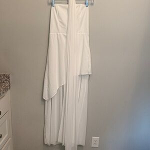 Elegant Strapless White Tiered Maxi Dress. Size Small